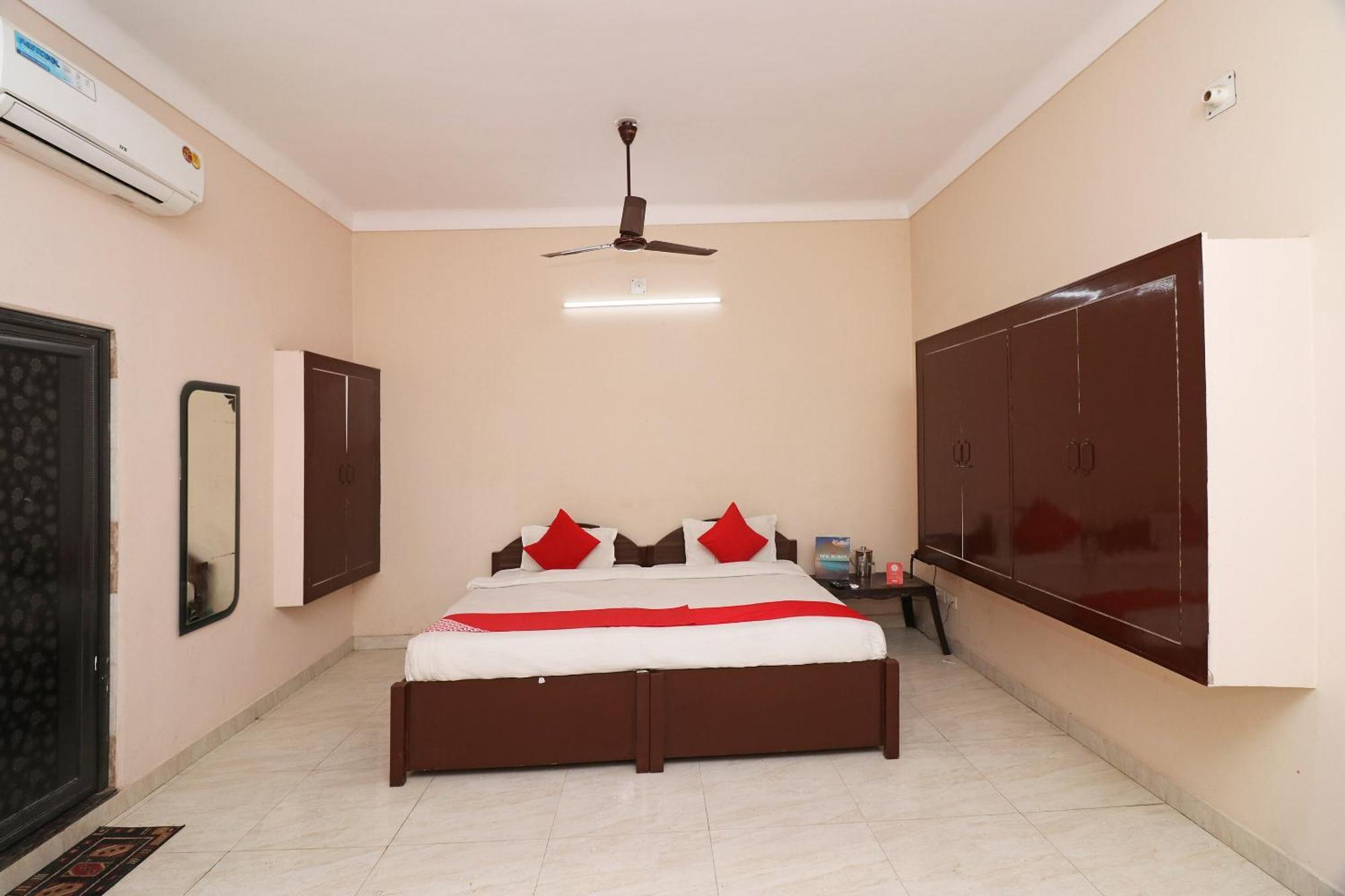 Flagship Chandra Prabha Guest House Varanasi Exterior photo